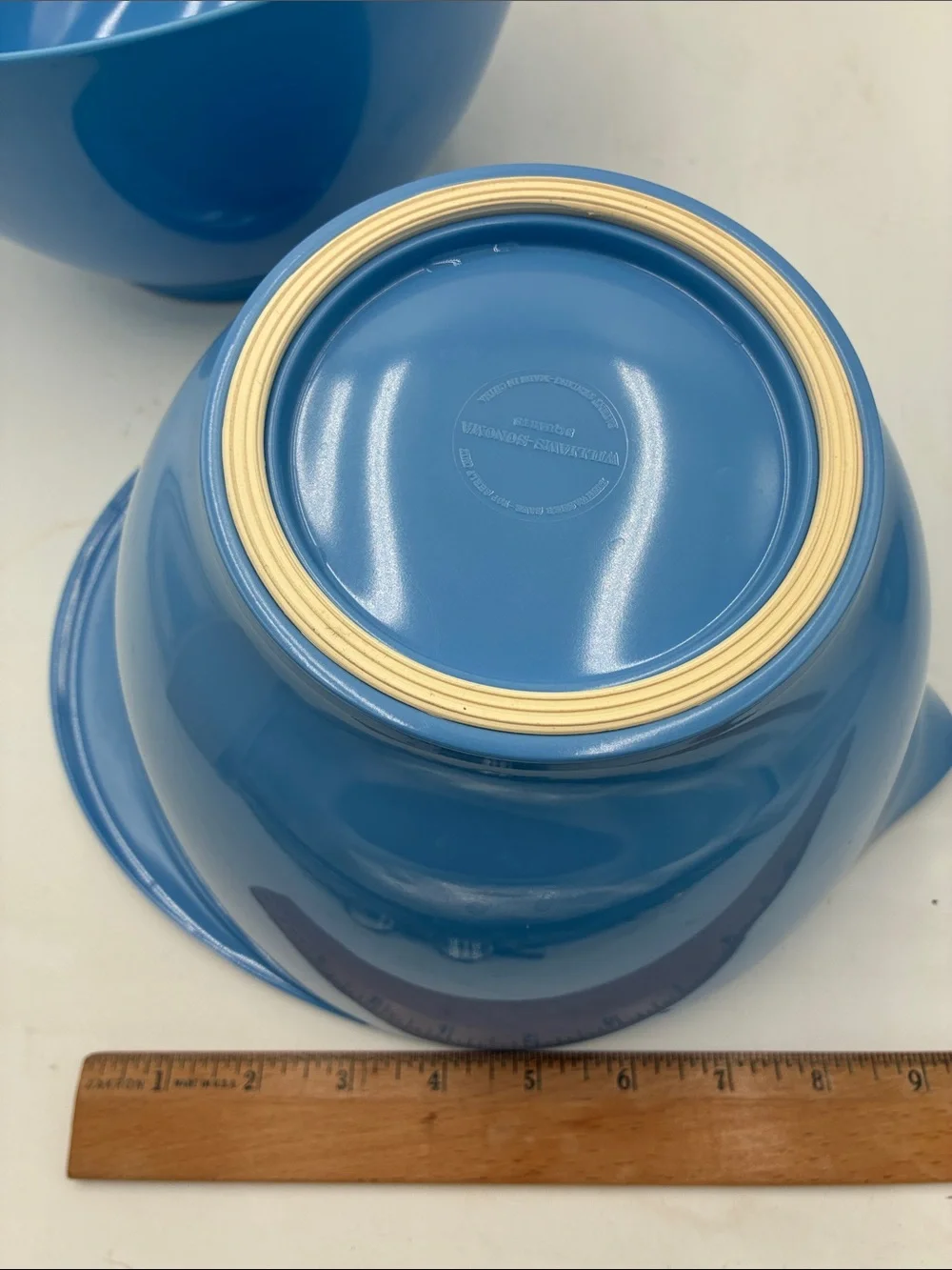 Williams Sonoma Set of 3 Stackable Melamine Blue Mixing Bowls